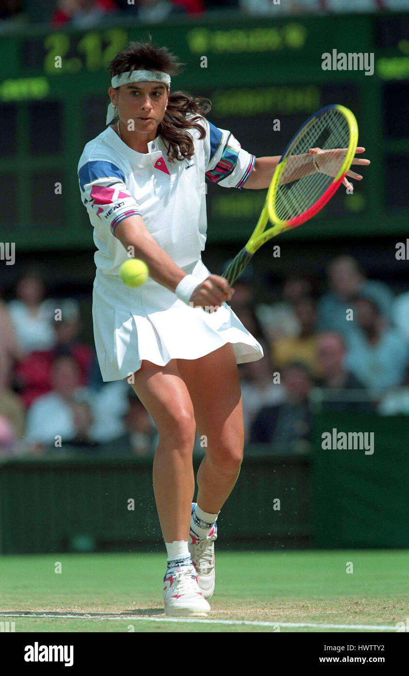 GABRIELA SABATINI WIMBLEDON 05 Juillet 1995 Banque D'Images