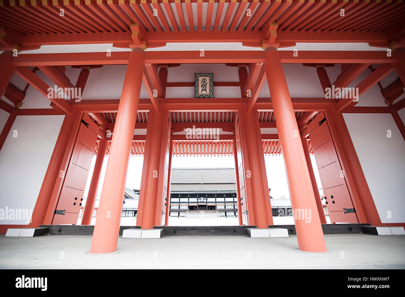 La belle est un temple bouddhiste Kiyomizudera à Kyoto, au Japon. Le temple Kiyomizudera fait partie des Monuments historiques de l'ancienne Kyoto en 1994 un Banque D'Images