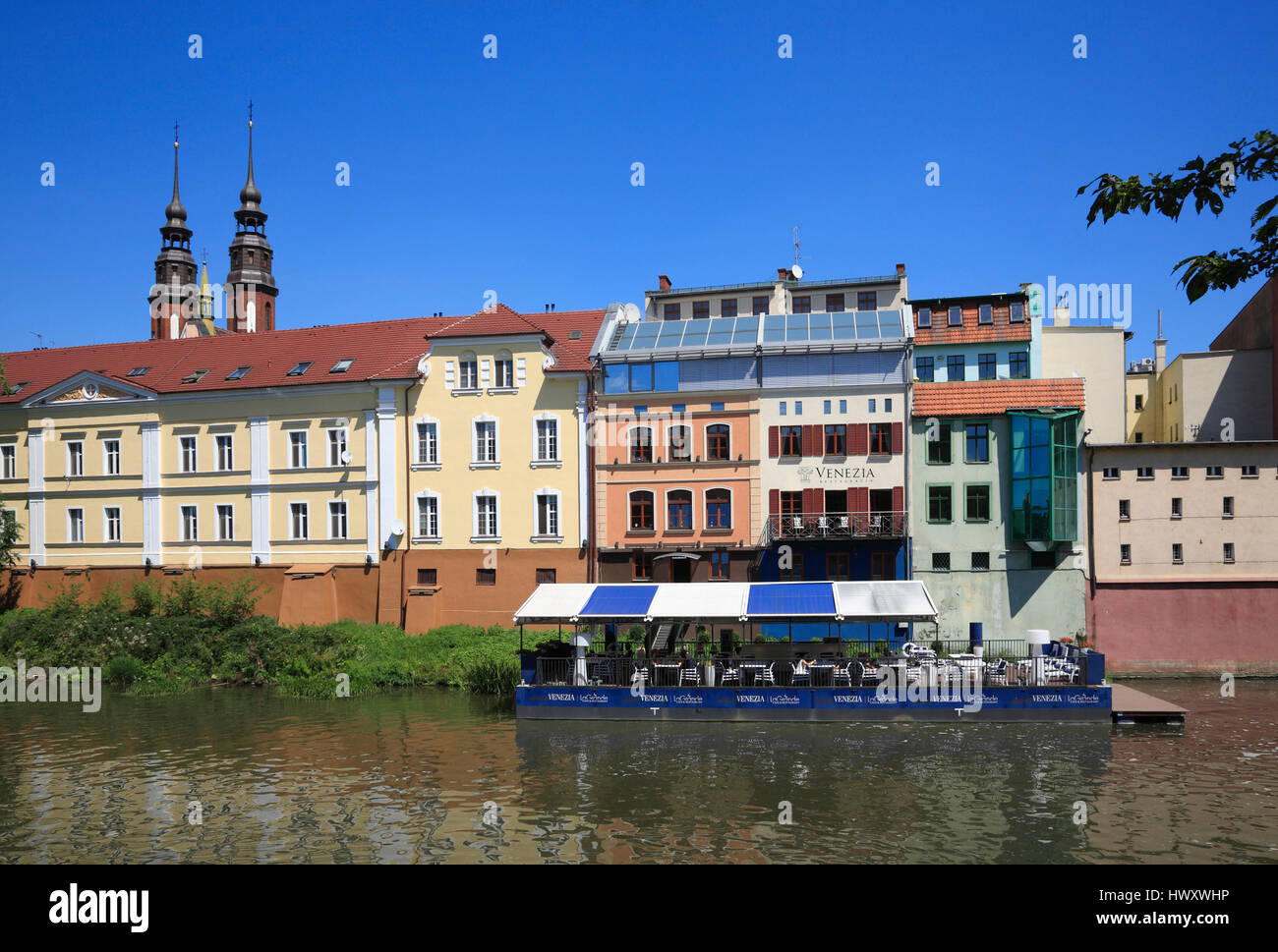 Maisons à Mühlgraben Mlynowka, Opole, Silésie, Pologne, Europe Banque D'Images