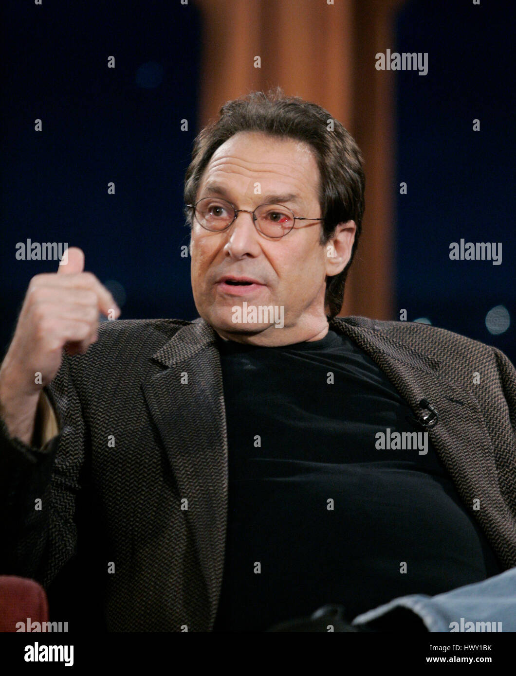 L'auteur David Milch pendant une partie de la 'Late Late Show avec Craig Ferguson' à CBS Television City à Los Angeles, Californie le 7 octobre 2009. Photo par Francis Specker Banque D'Images