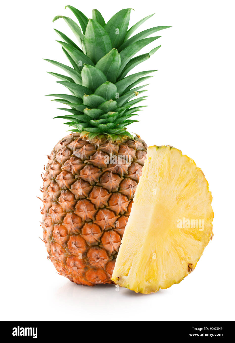 Pineapple slice isolé sur le fond blanc. Banque D'Images