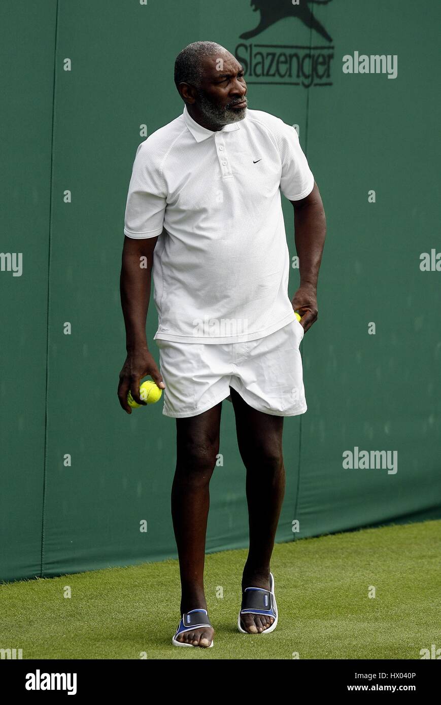 RICHARD WILLIAMS PÈRE SOEURS WILLIAMS Wimbledon Lawn Tennis Club LONDON ANGLETERRE 27 Juin 2007 Banque D'Images