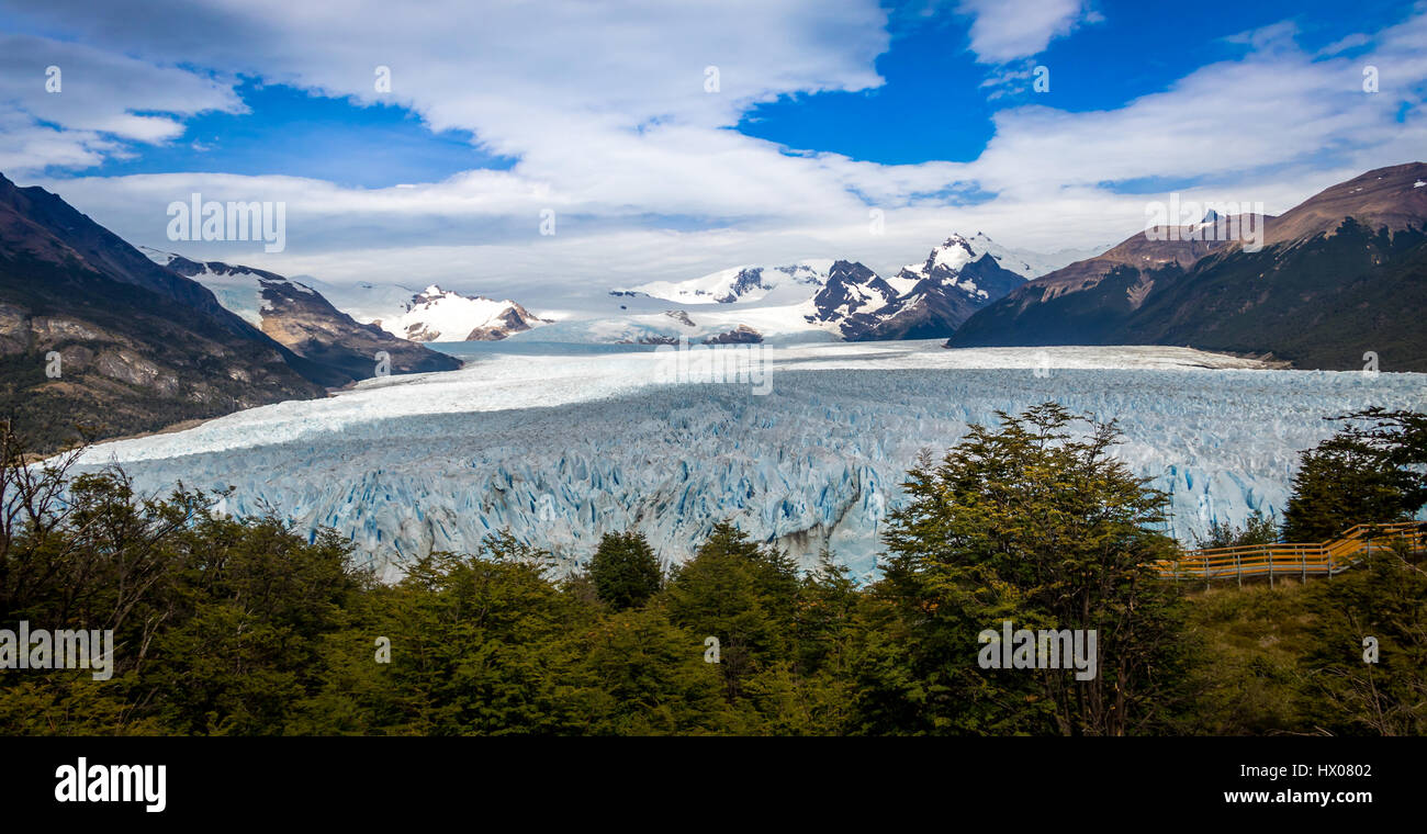 Panorama du Glacier Perito Moreno en Patagonie - El Calafate, Argentine Banque D'Images