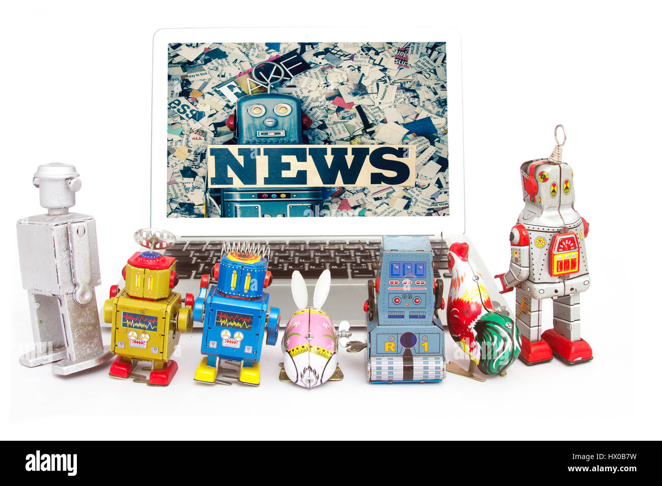 Robots vintage regarder fake news Banque D'Images