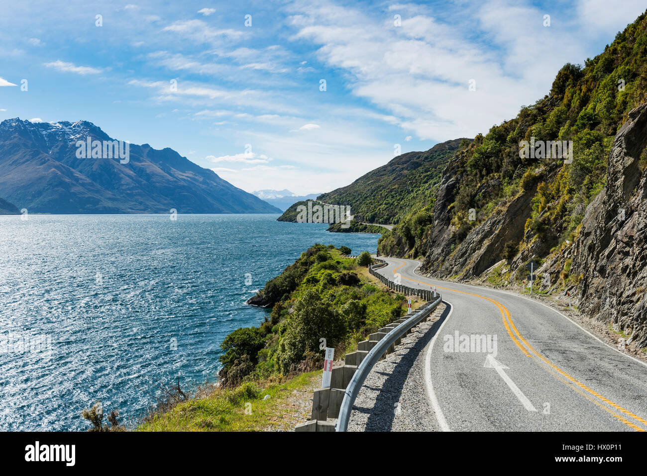 Route sur le lac Wakatipu, diables d'escalier, Otago, Nouvelle-Zélande, Southland Banque D'Images