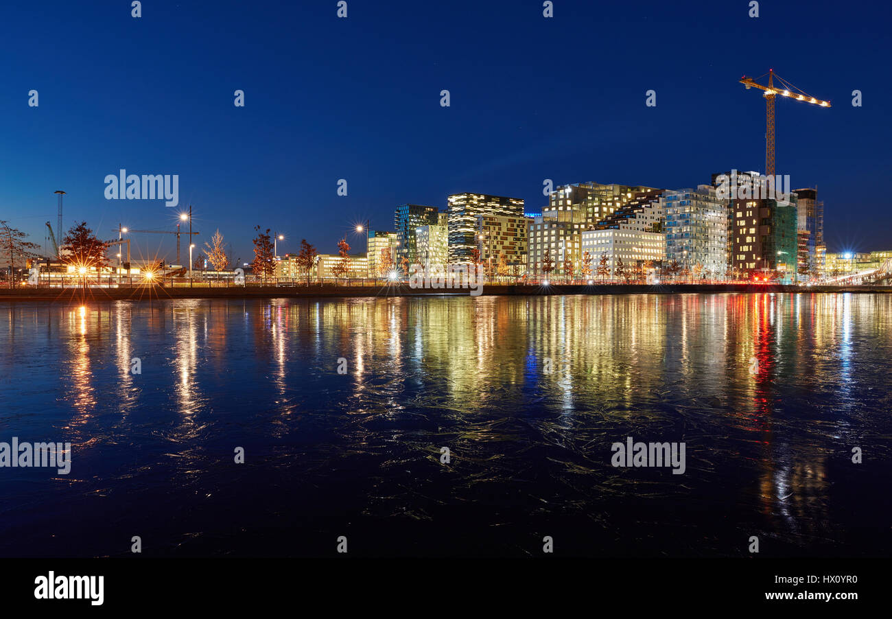 Le projet de code à barres est une section de la partie, ils affichent du Fjord VILLE réaménagement sur l'ancien quai et des terrains industriels, dans le centre d'Oslo. La zone Banque D'Images