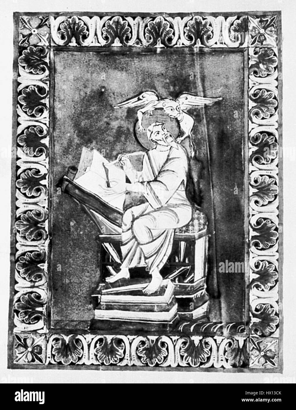 Ce titre fait référence à une œuvre mettant en vedette l'évangéliste Theophanu, une figure historique importante. L'évangéliste Théophanu était connu pour ses contributions religieuses pendant l'Empire byzantin, souvent représentées dans des manuscrits chrétiens. Banque D'Images