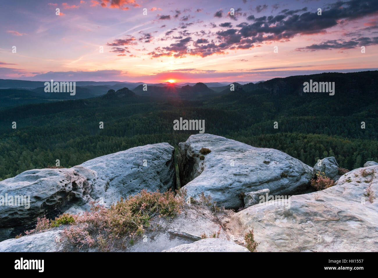 L'Allemagne, la Saxe, la Suisse Saxonne, Kleiner et Zschand Kleiner Winterberg au crépuscule Banque D'Images