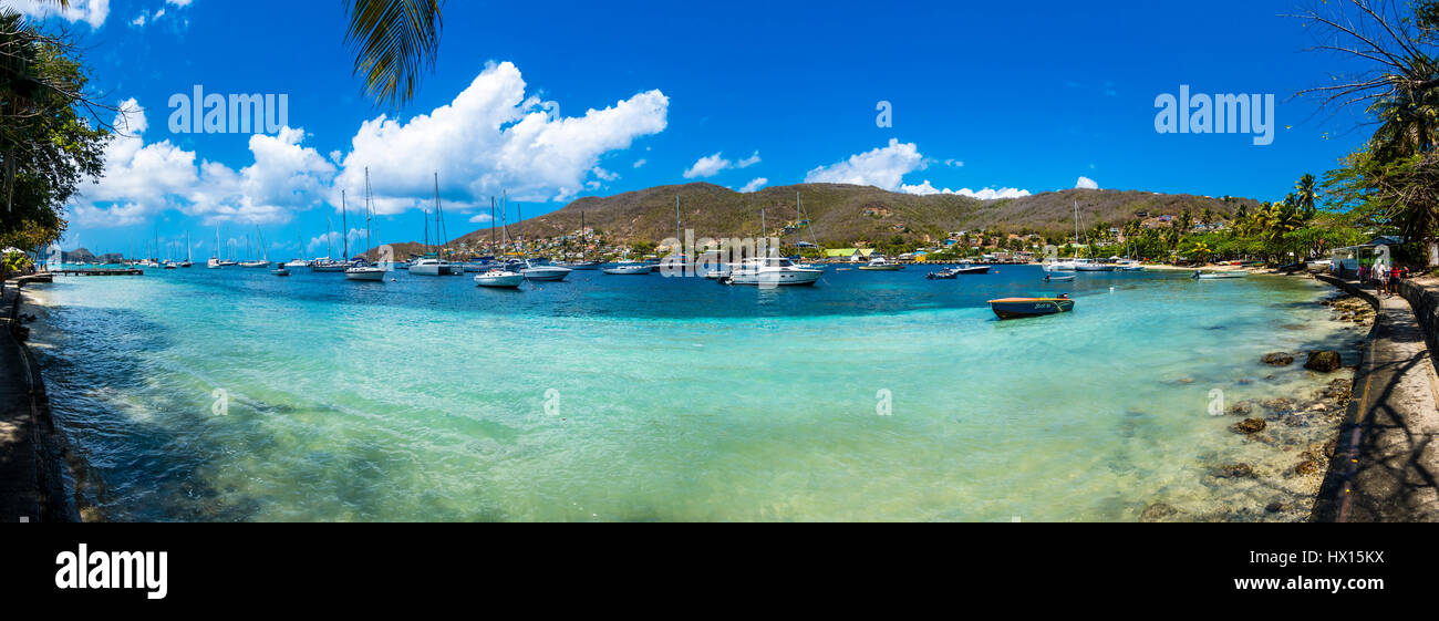 Caraïbes, St Vincent et les Grenadines, Bequia, la baie de Port Elisabeth avec les bateaux à voile Banque D'Images