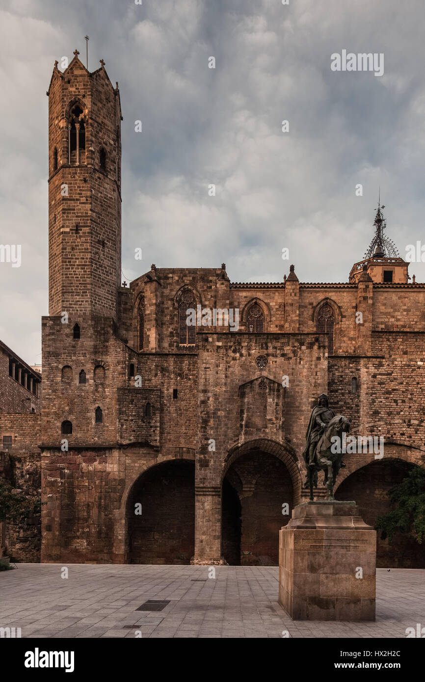 Chapelle de Sainte Agathe et mur romain à Barcelone, Catalogne, Espagne, l'architecture gothique, Monument de Ramon Berenguer le Grand Banque D'Images