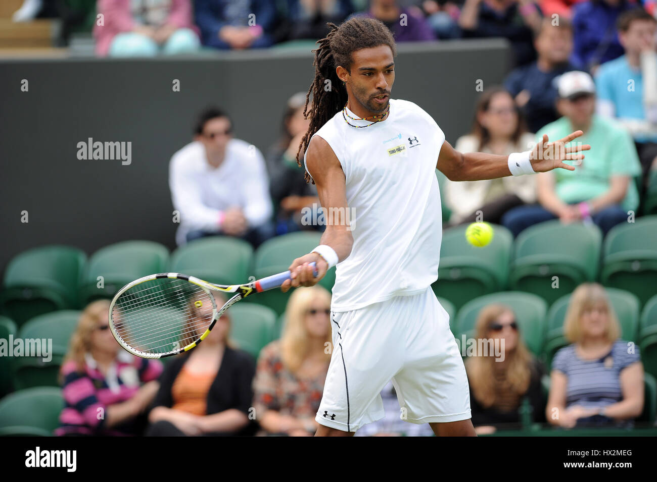 DUSTIN BROWN ALLEMAGNE LE JOUEUR DE TENNIS ALL ENGLAND TENNIS CLUB WIMBLEDON Londres Angleterre 26 Juin 2013 Banque D'Images