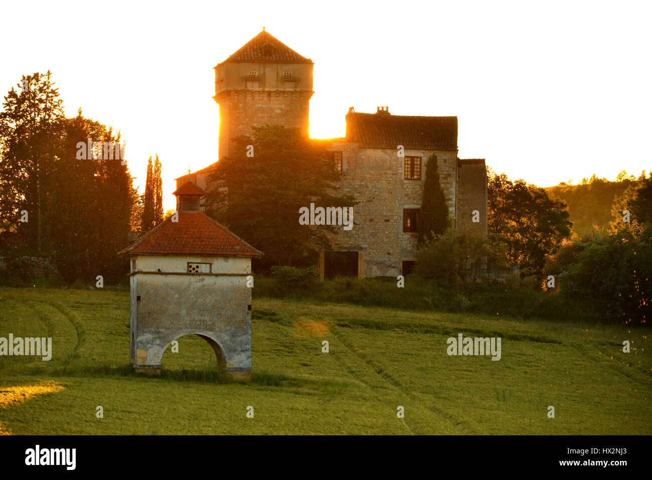 Pigeonniers au Château Cazelles, le Tarn d'Occitanie, France Banque D'Images