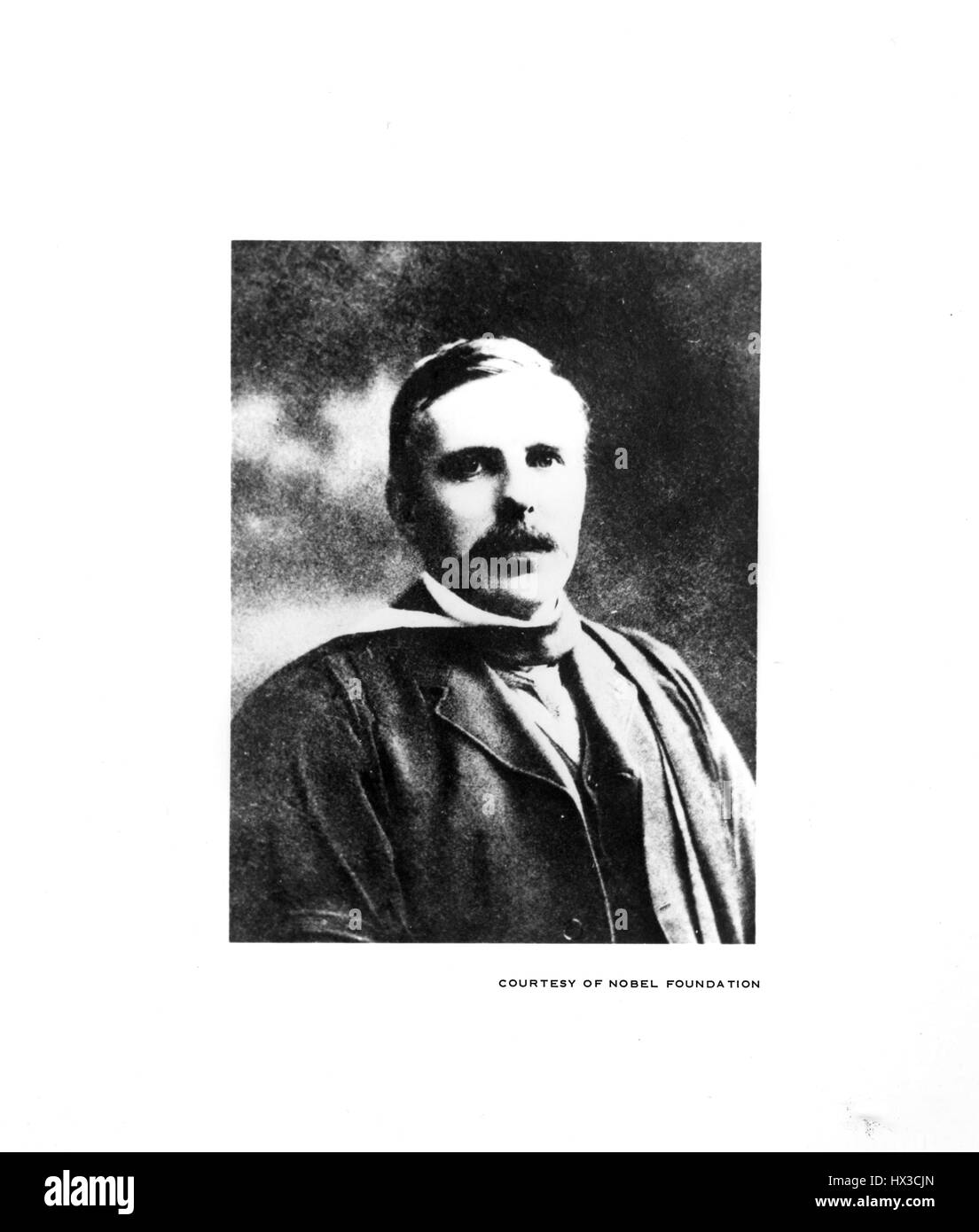 Portrait d'Ernest Rutherford, prix Nobel de chimie et connu comme le père de la physique nucléaire, 1900. Image courtoisie du département américain de l'énergie. Banque D'Images