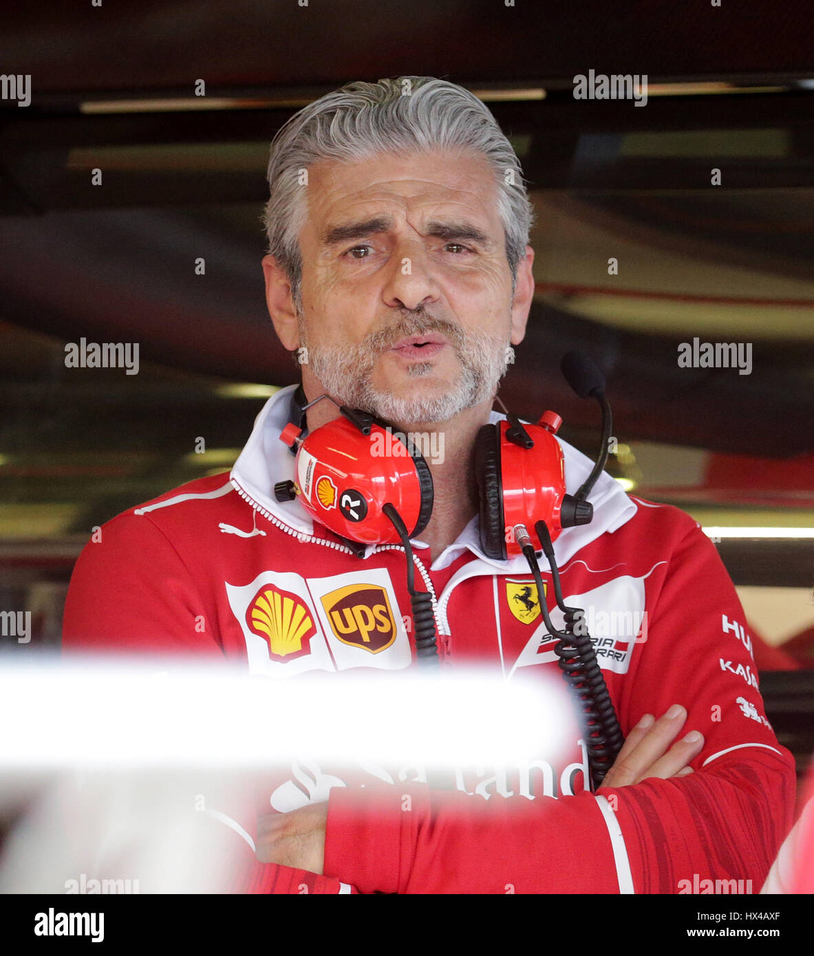 24.03.2017, Albert Park, Melbourne, Rolex de Formule 1 Grand Prix d'Australie, 23. 26.03.2017 - Sebastian Vettel (GER# 5), la Scuderia Ferrari unterhält sich in der fort mit Maurizio Arrivabene (Scuderia Ferrari) Photo : Cronos/Hasan Bratic Banque D'Images