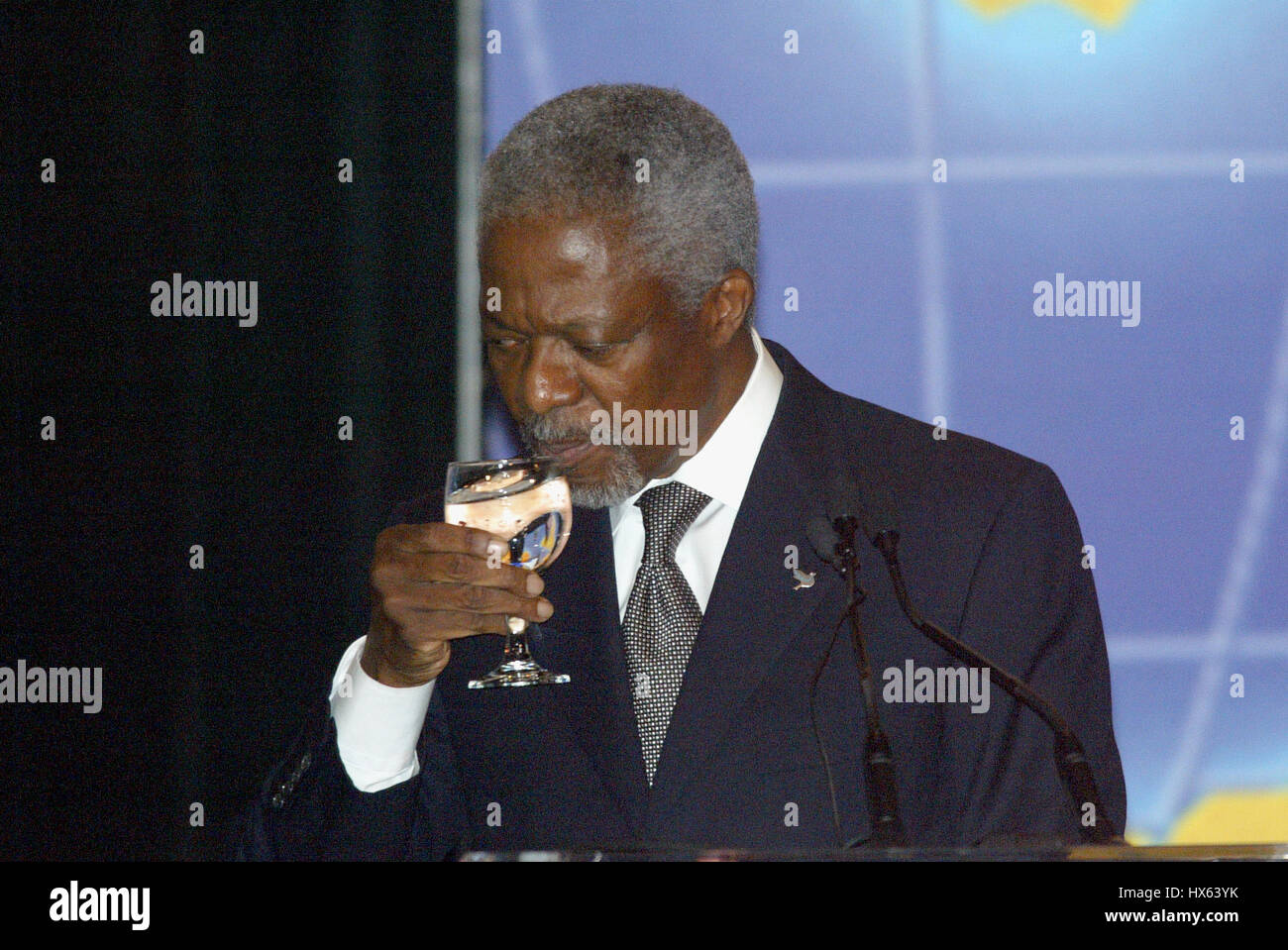 KOFI ANNAN, SECRÉTAIRE GÉNÉRAL DES NATIONS UNIES. 02 décembre 2003 CENTURY PLAZA HOTEL LA USA Banque D'Images