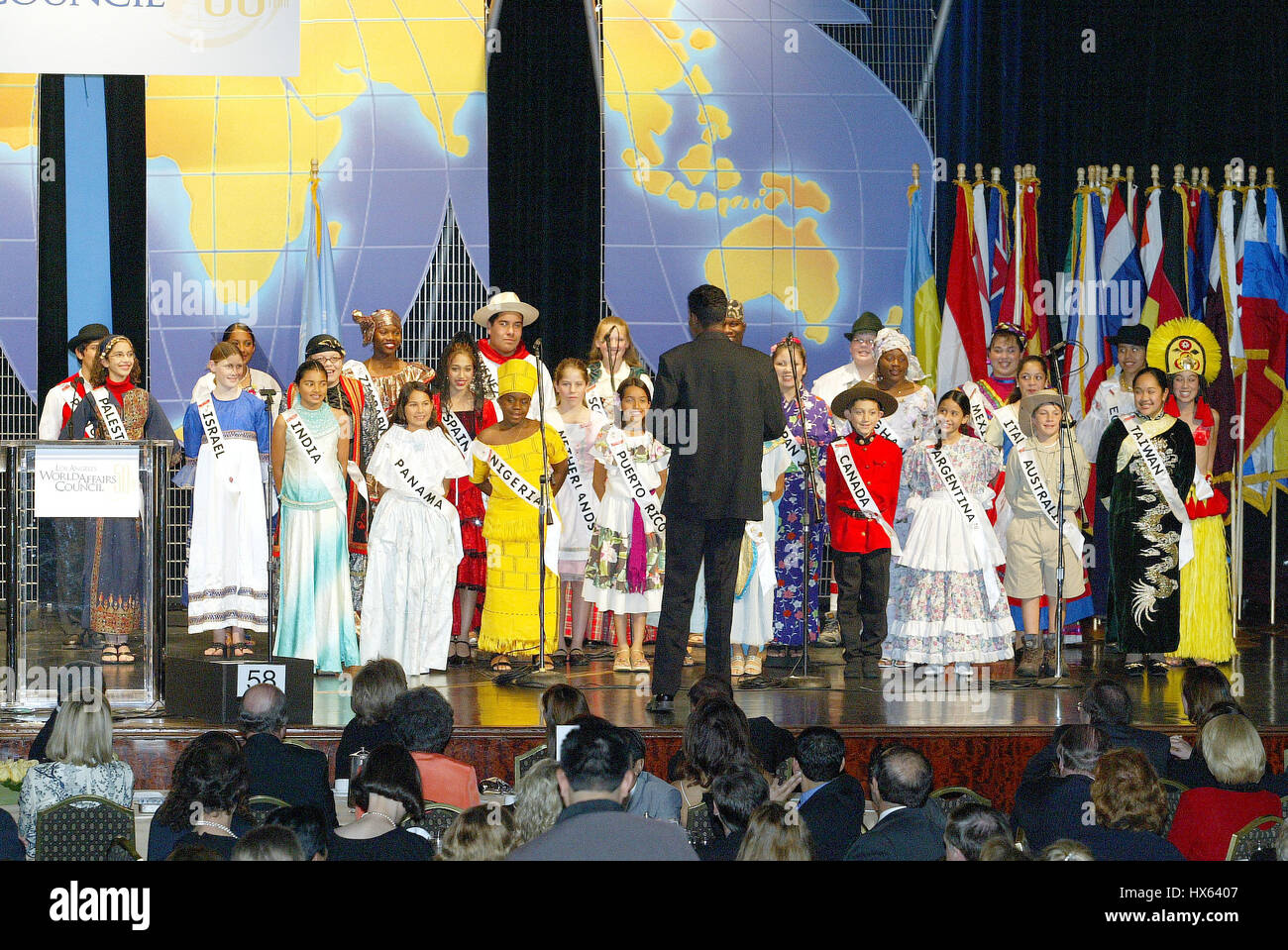 Chorale ENFANTS CHORALE ENFANTS INTERNATIONAL 02 décembre 2003 CENTURY PLAZA HOTEL LA USA Banque D'Images