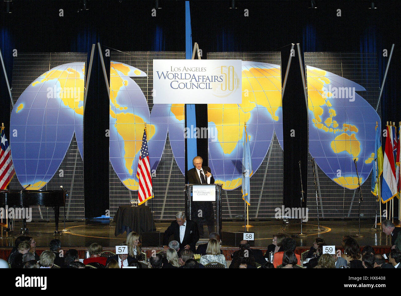 LARRY KING talk-show d'accueil 02 décembre 2003 CENTURY PLAZA HOTEL LA USA Banque D'Images