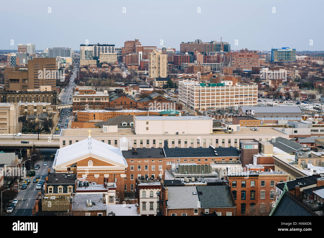 Vue vers l'Est de Mount Vernon, Baltimore à Baltimore, Maryland. Banque D'Images