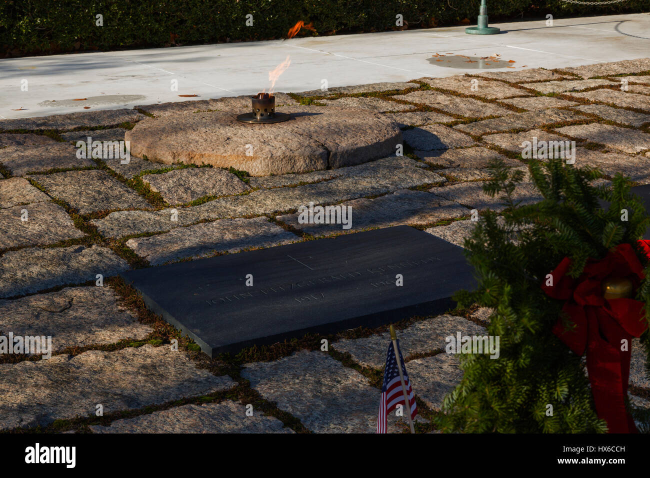 Le président John F Kennedy tombe et flamme éternelle au cimetière national d'Arlington, Arlington, VA, USA Banque D'Images