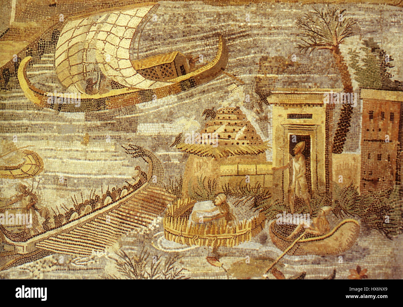 La mosaïque du Nil de Praeneste, section 17, présente une scène détaillée représentant le Nil et son paysage environnant. La mosaïque a été créée au Ier siècle av. J.-C. et sert d'exemple significatif de l'art romain, soulignant la richesse et les échanges culturels dans la Rome antique. Banque D'Images