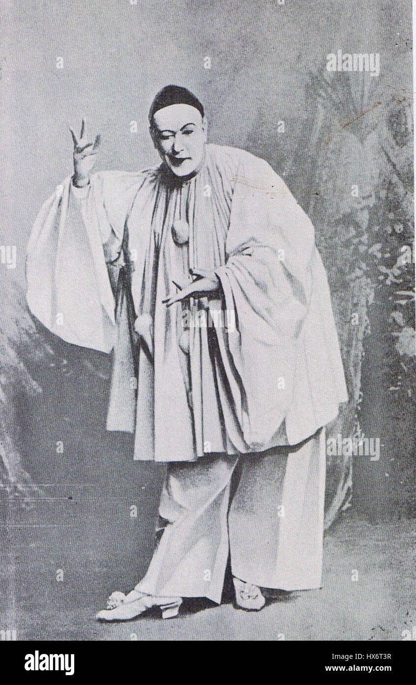 Un portrait de 1896 environ représentant Séverin dans le rôle traditionnel de Pierrot, un personnage de la commedia dell'Arte. L'image met en évidence la performance et l'interprétation artistique du personnage à cette époque. Banque D'Images