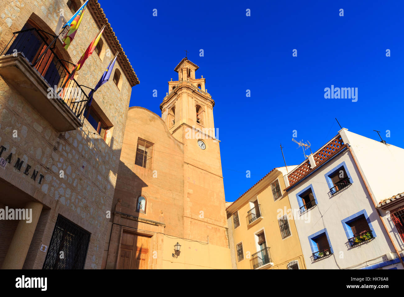 Clocher de l'église à Finestrat ville, Marina Baixa, région d'Alicante, Espagne Banque D'Images
