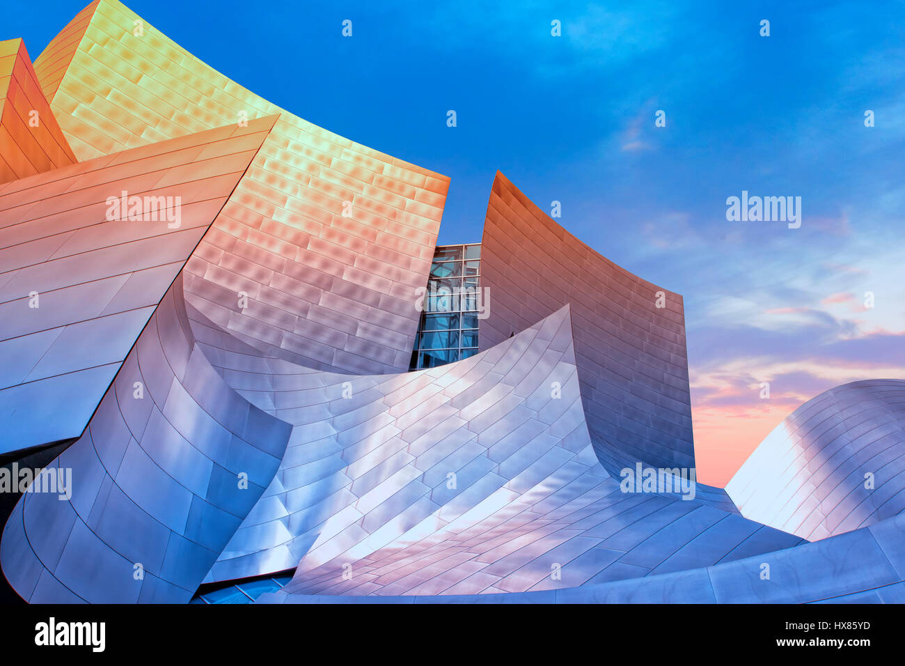 Le Walt Disney Concert Hall par Frank Gehry. Banque D'Images