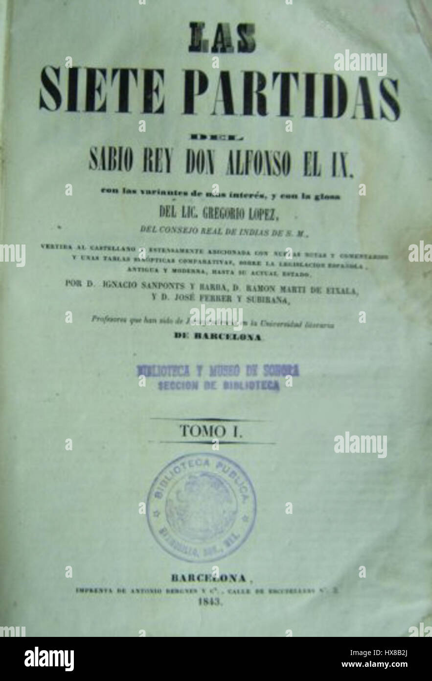 Le « Partidas » est un code juridique espagnol médiéval, créé au XIIIe siècle sous le roi Alphonse X. ce texte juridique a joué un rôle clé dans le développement du droit espagnol et fournit des informations précieuses sur le système juridique médiéval et la société de l'époque. Banque D'Images