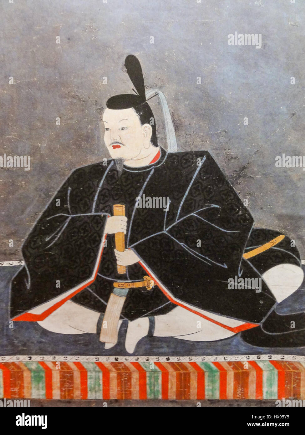 Maeda Toshitsune est un samouraï japonais éminent et le troisième chef du clan Maeda pendant l'époque d'Edo. Il joue un rôle important dans les affaires politiques et militaires du Japon, aidant à consolider le pouvoir et l'influence du clan. Le leadership de Toshitsune s'étend à travers la stratégie militaire et la diplomatie, contribuant à la prospérité de son clan au XVIIe siècle. Banque D'Images