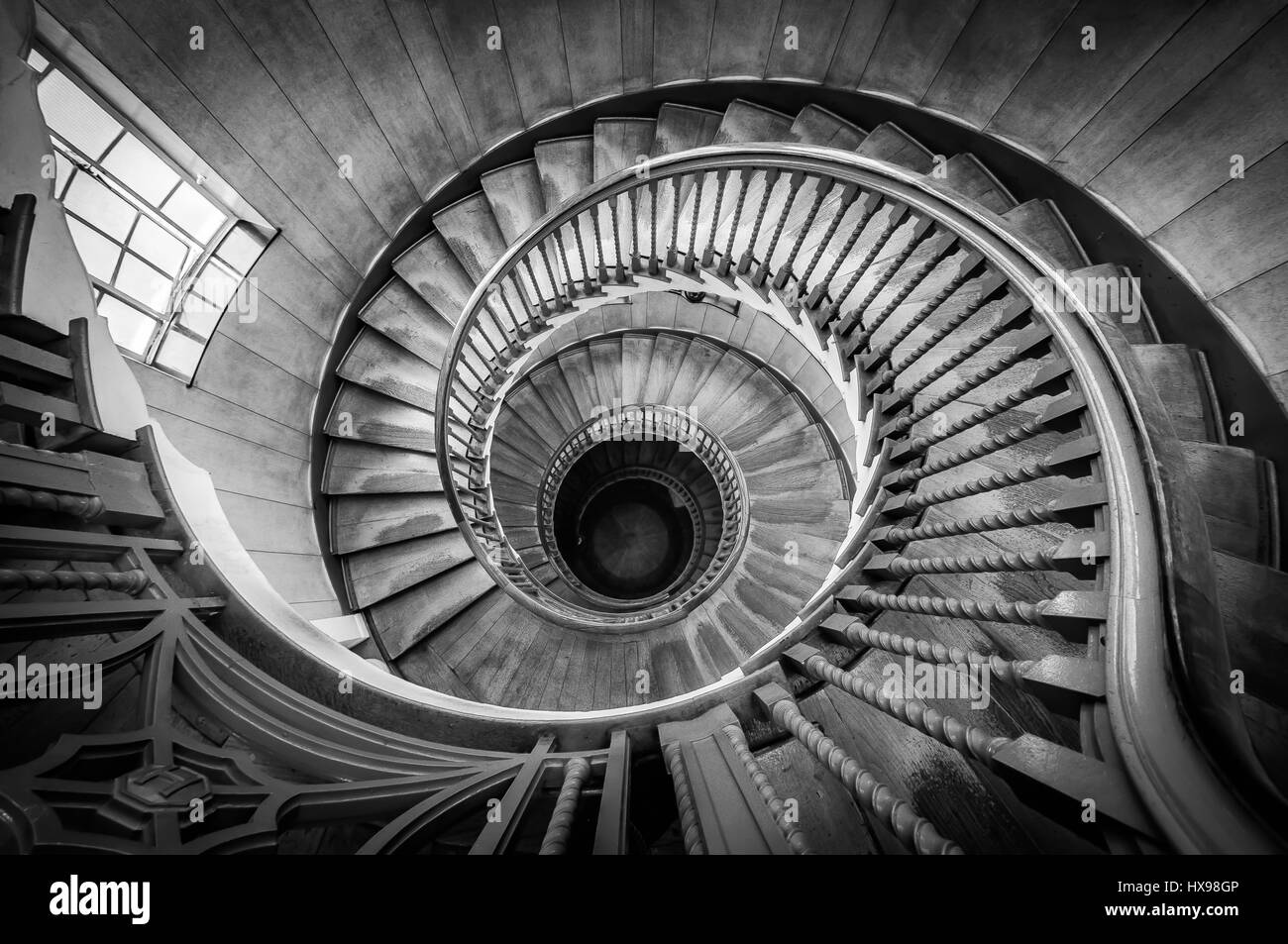 Escalier escalier spirale en guérit store London W1 Banque D'Images