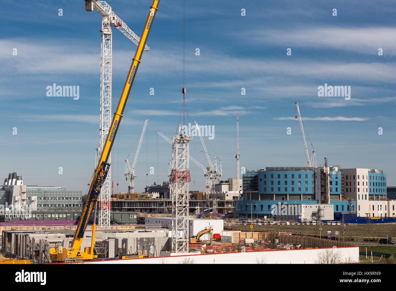 Cambridge, UK. Mar 25, 2017. Les travaux de construction sur le sud de Cambridge à l'Università Campus Central et au-delà. Credit :) CamNews / Alamy Live News Banque D'Images