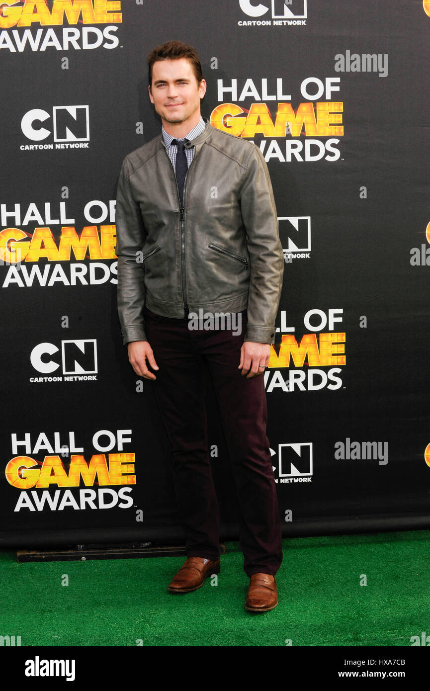 L'acteur Matt Bomer arrive à la 4e assemblée annuelle Cartoon Network Hall of Game Awards au Barker Hangar sur 15 février 2014 à Santa Monica, en Californie. Banque D'Images