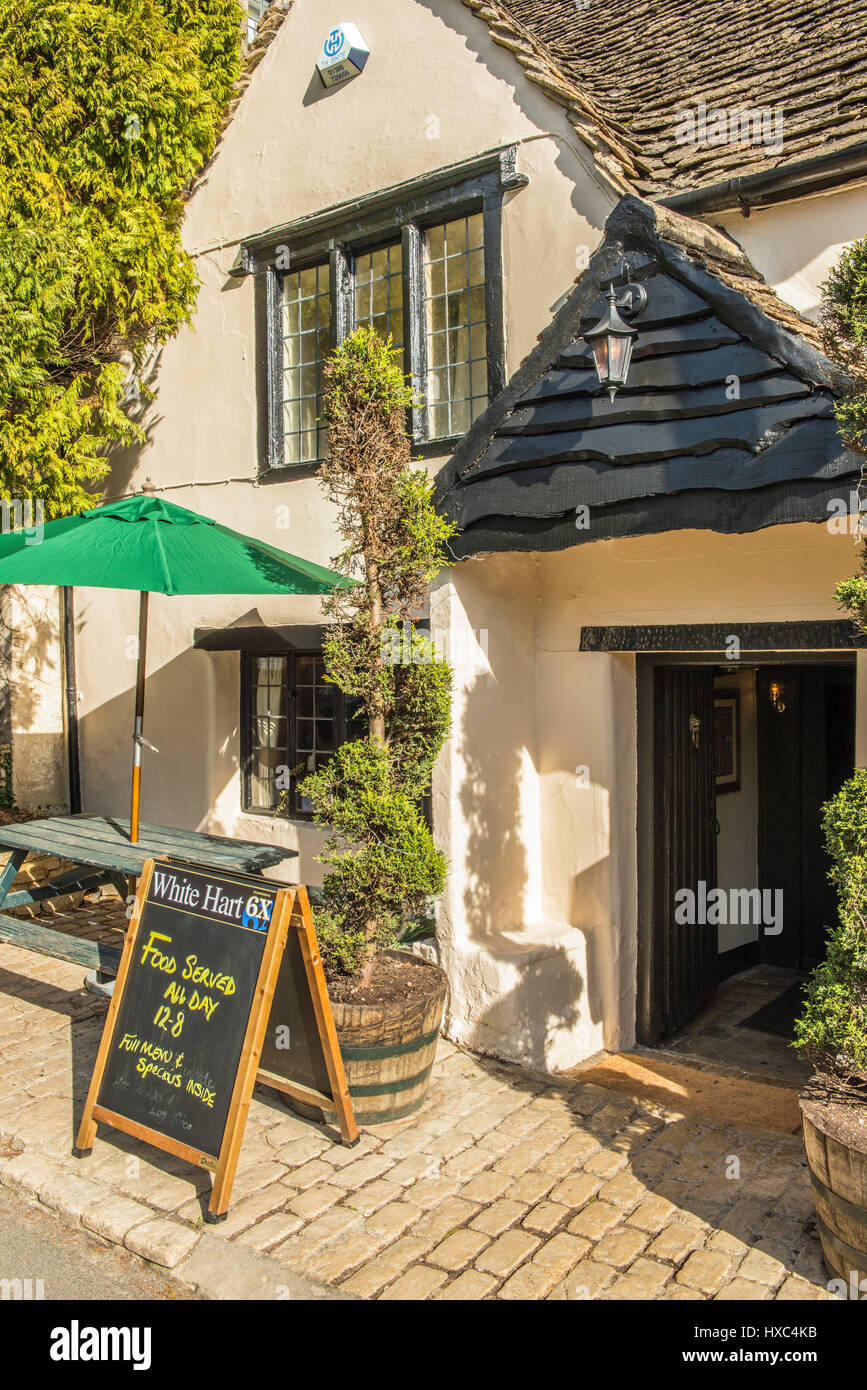 The White Hart Inn Angleterre Wiltshire à Castle Combe Banque D'Images