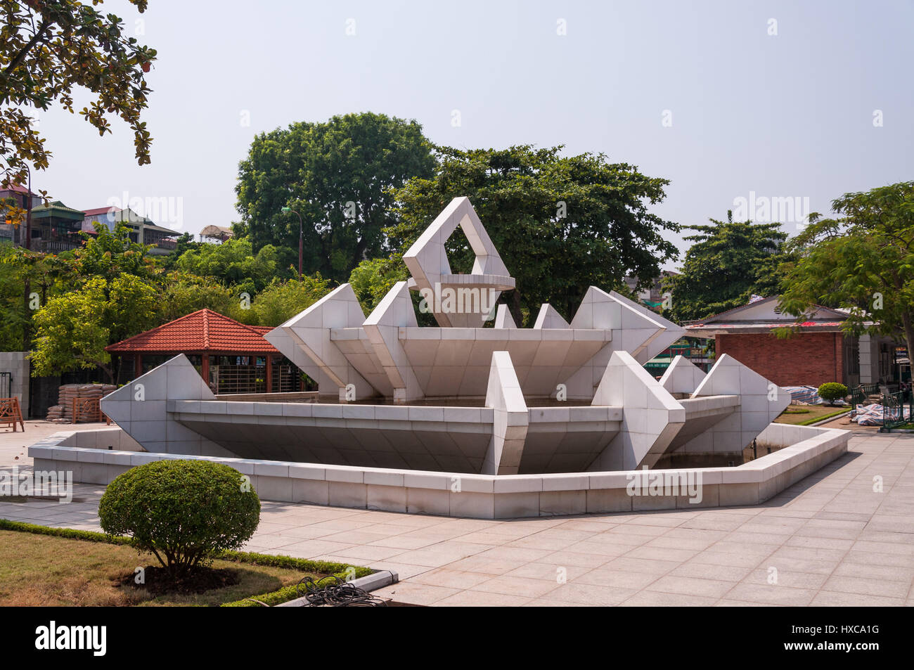 Ho Chi Minh Museum Water Fountain, Hanoi, Vietnam Banque D'Images