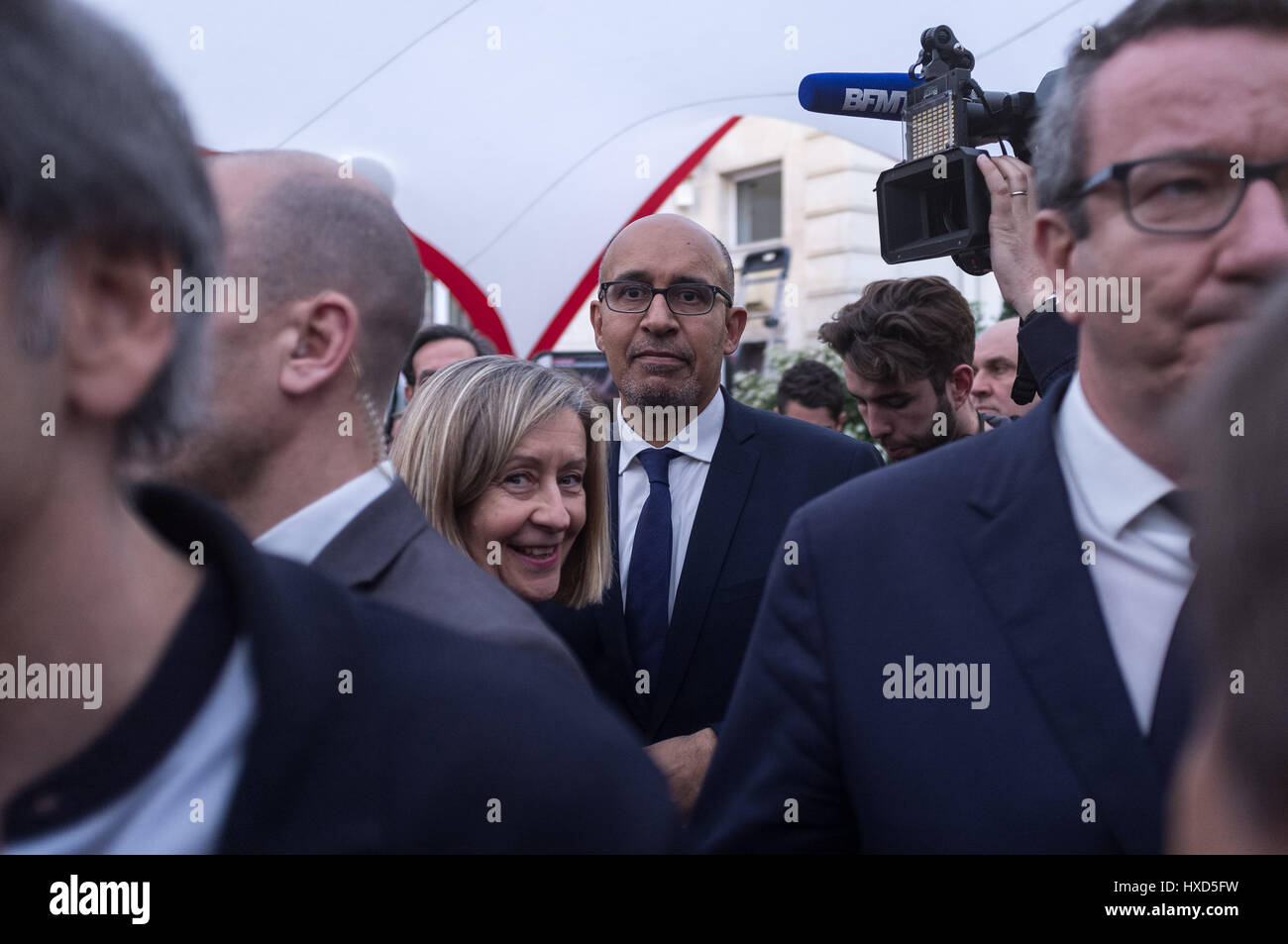 Paris, France. Mar 27, 2017. Hommage à Henri Emmanueli - 27/03/2017 - France/Ile-de-France (région)/Paris - Hommage à Henri Emmanueli au siège du parti socialiste en présence de Benoit Hamon, J.C. Cambadelis, Jean Marc Ayrault, Najat Vallaud Belkacem, Stéphane Le Foll, de crédit : Le Pictorium/Alamy Live News Banque D'Images