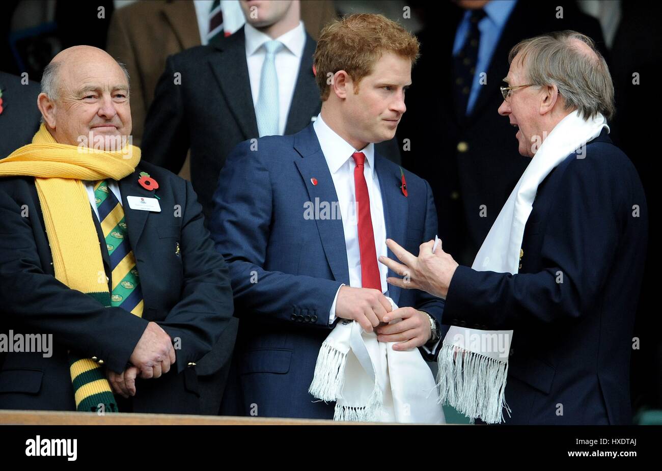 Le PRINCE HARRY MEMBRE DE LA FAMILLE ROYALE 02 novembre 2013 TWICKENHAM, London England Banque D'Images