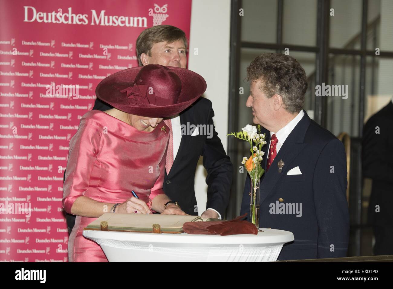 MAXIMA QUEEN & KING WILLEM-ALEXANDER KING & QUEEN OF THE NETHERLAND 13 avril 2016 DEUTSCHES MUSEUM MUNICH ALLEMAGNE Banque D'Images