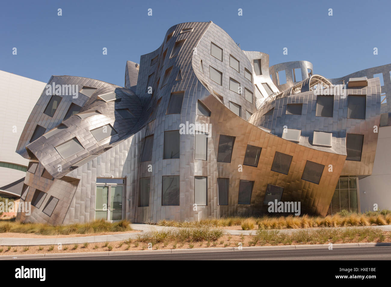 LAS VEGAS, NV - 30 juin 2012 : Le Lou Ruvo Center pour la santé du cerveau à Las Vegas au Nevada est un design architectural unique par Frank Gehry Banque D'Images