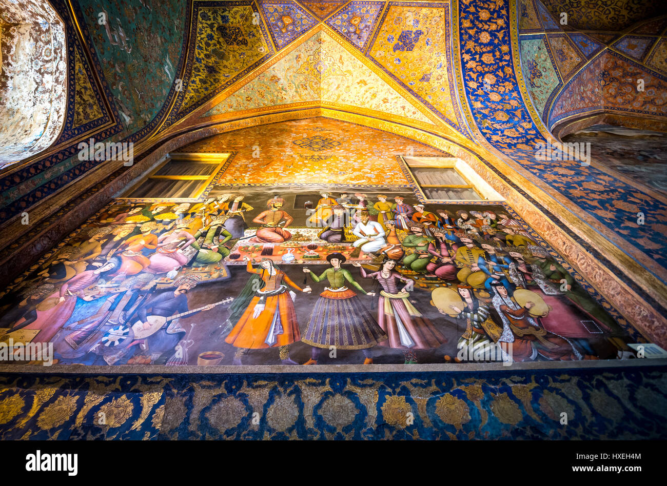 Frescoe de Shah Abbas I recevant Vali Nadr Muhammad Khan, Roi du Turkestan au Palais de quarante colonnes (Chehel Sotoun) à Ispahan, capitale d'Isfahan Banque D'Images