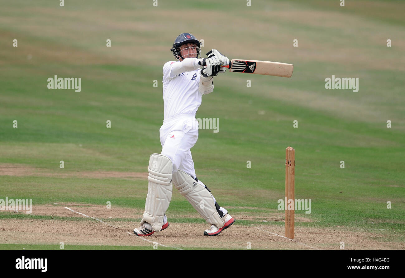 JAMES TAYLOR ANGLETERRE LEICESTERSHIRE ANGLETERRE & LEICESTERSHIRE ANGLETERRE SCARBOROUGH Scarborough CRICKET CLUB 02 Août 2011 Banque D'Images