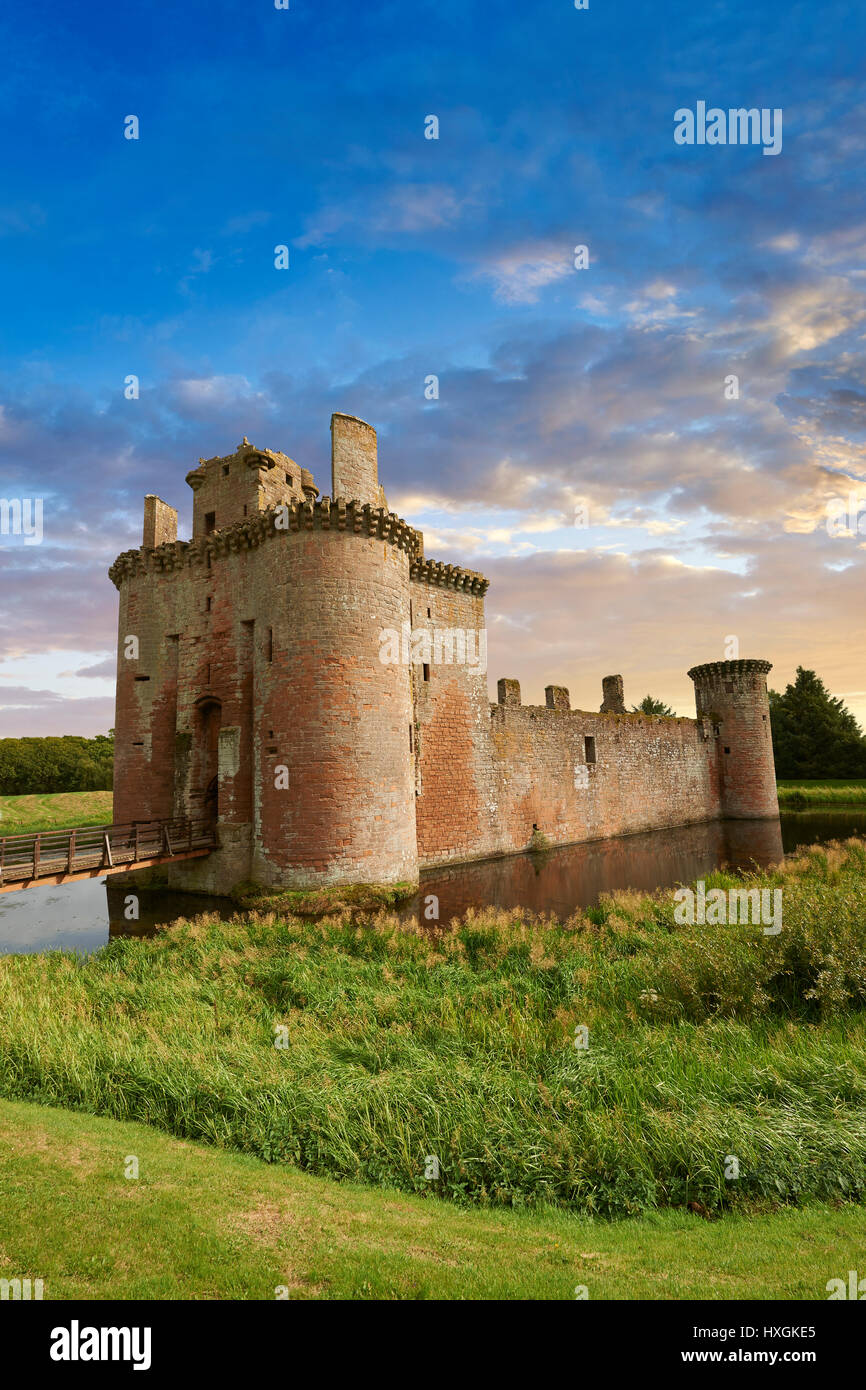 L'extérieur du Château de Caerlaverock, Dumfries Galloway, Ecosse, Banque D'Images