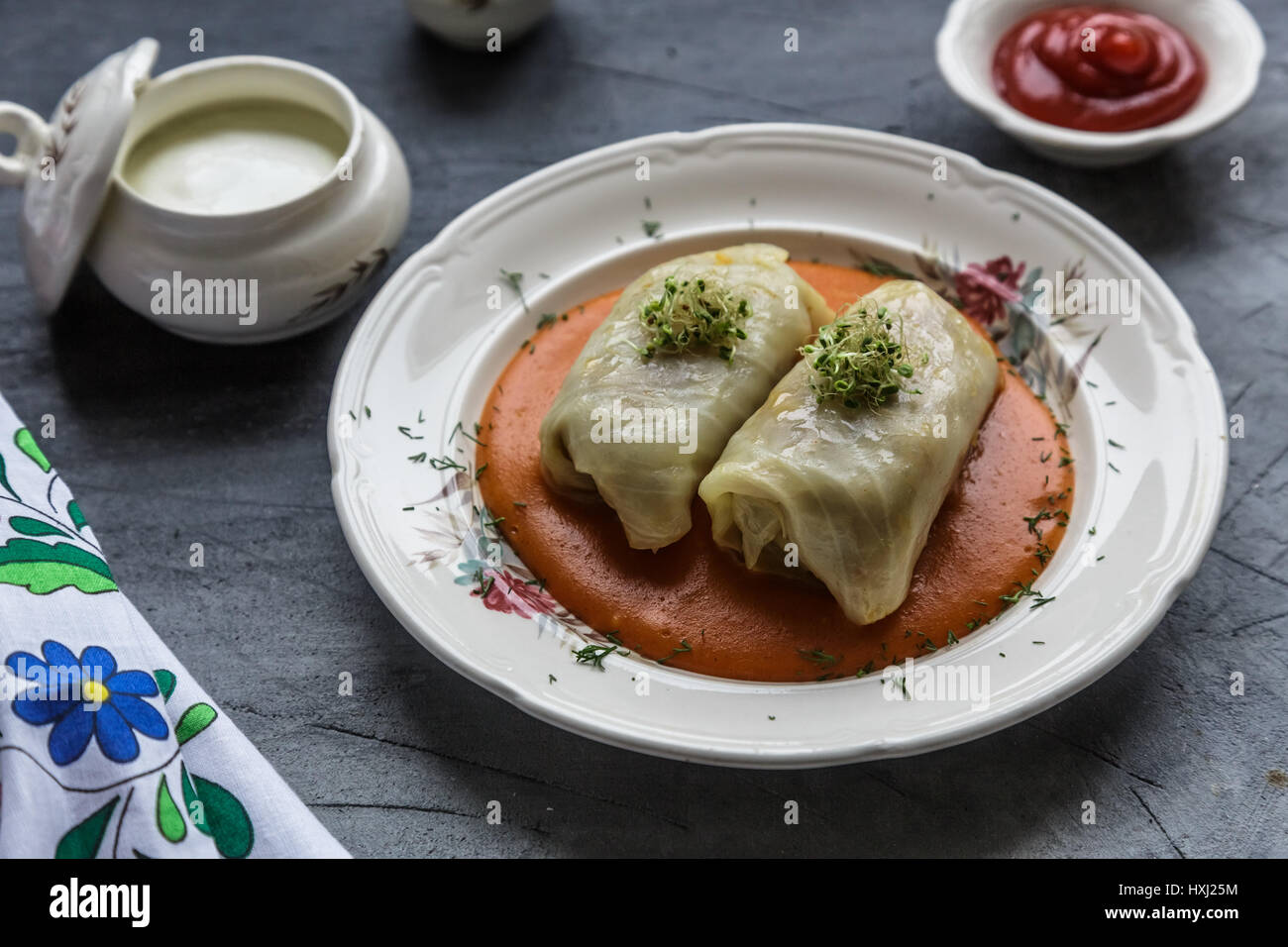 Golabki Plat Traditionnel Polonais Feuilles De Chou Farcies A La