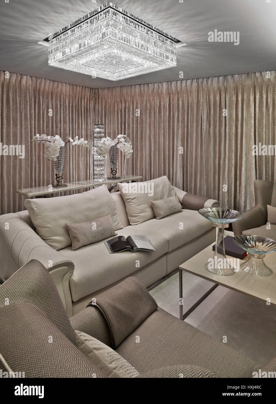 Salon situé dans un appartement de luxe à Londres Banque D'Images