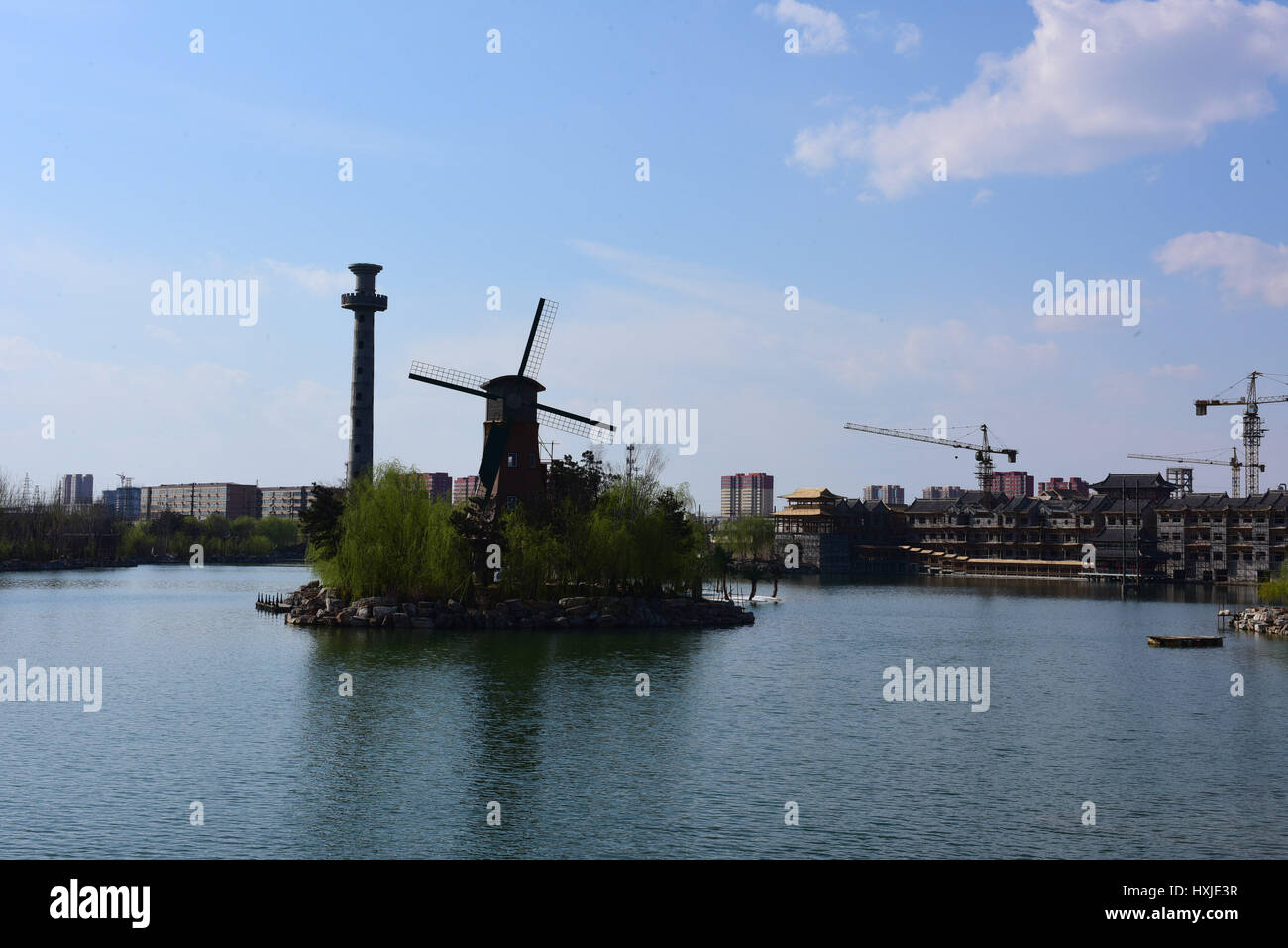 Shijiazhuang, Shijiazhuang, Chine. Mar 28, 2017. Shijiazhuang, CHINE-Mars 26 2017 : (usage éditorial uniquement. Chine).Les bâtiments de l'Académie des beaux-arts de Hebei à Poudlard comme 'Château' devenu célèbre à Shijiazhuang, Chine du Nord, Province de Hebei, Mars 26th, 2017. Crédit : SIPA Asie/ZUMA/Alamy Fil Live News Banque D'Images