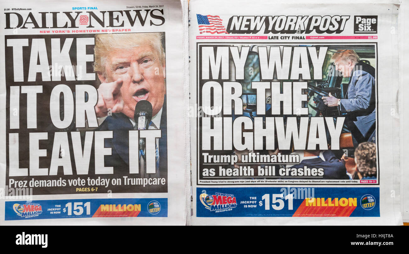 Les titres des journaux de New York le Vendredi, Mars 24, 2017 rapport sur l'ultimatum du Président Donald Trump au Congrès d'adopter le projet de loi de soins de santé, Trumpcare GOP. (© Richard B. Levine) Banque D'Images