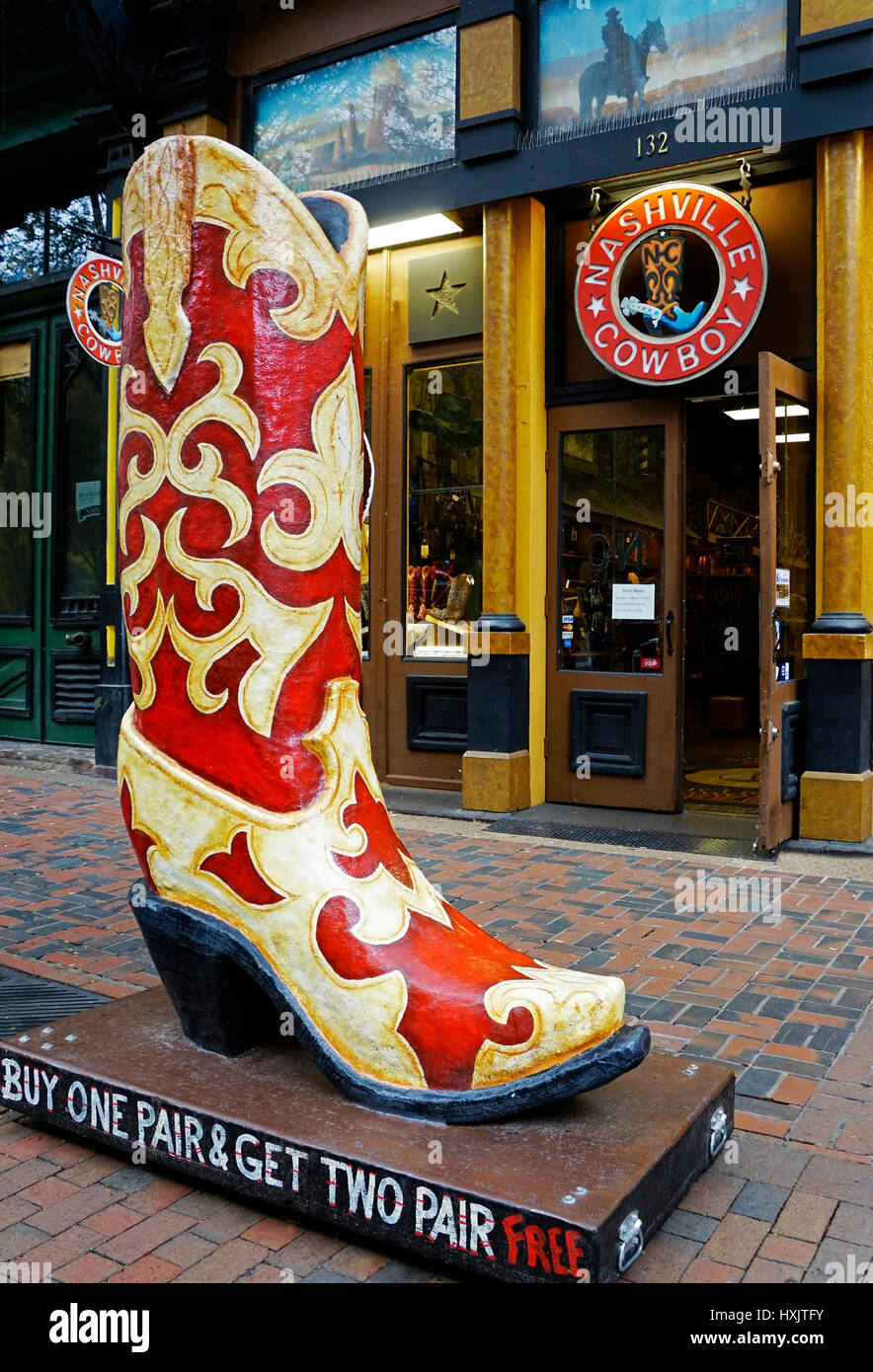 Nashville Cowboy boot store dans le district, le centre-ville de Nashville,  Tennessee Photo Stock - Alamy
