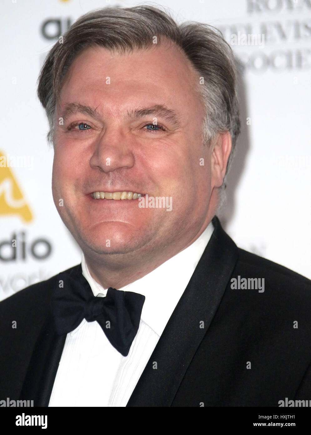 Mar 21, 2017 - Ed Balls assistant à Royal Television Society Awards 2017, l'hôtel Grosvenor House à Londres, Angleterre, RU Banque D'Images