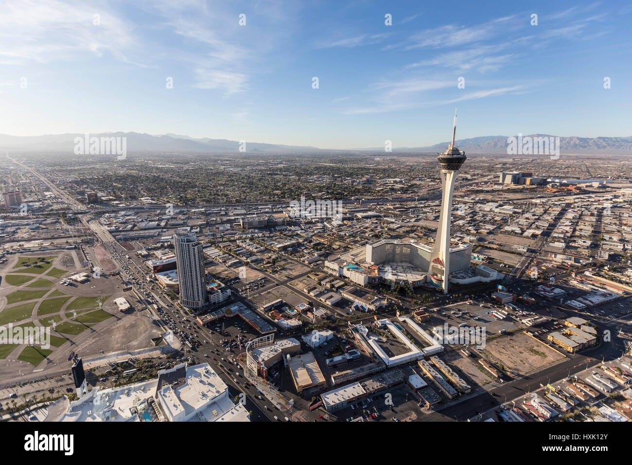 Las Vegas, Nevada, USA - Mars 13, 2017 : Vue aérienne de casino resorts le long de la Strip de Las Vegas dans le sud du Nevada. Banque D'Images