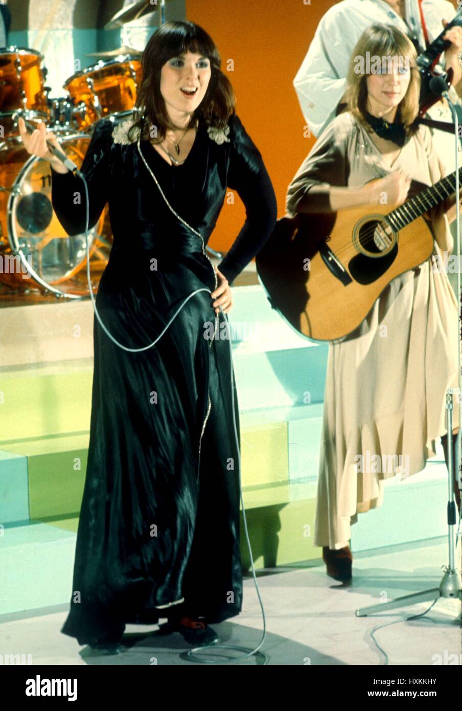 Coeur joue sur une musique pop néerlandaise émission de télévision à Hilversum, en Hollande. Les soeurs Wilson, Ann et Nancy 1977 toutes les utilisations de crédit Nancy Barr / MediaPunch Banque D'Images