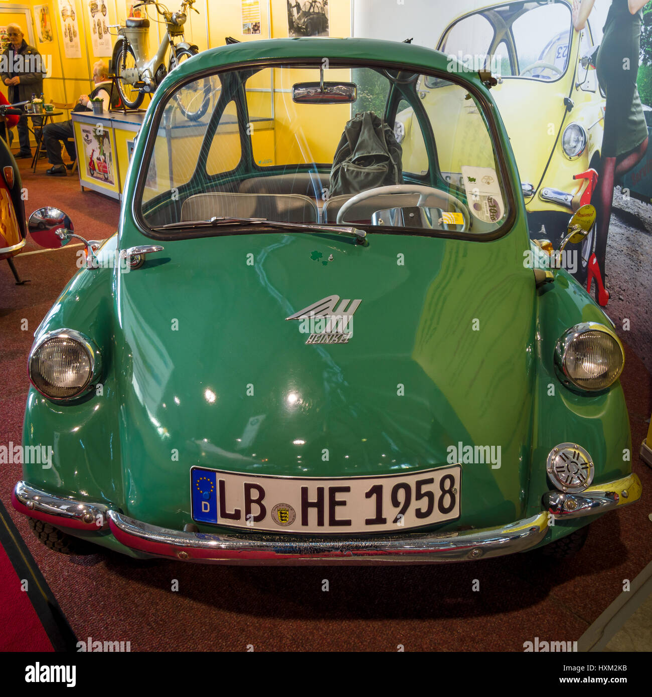 STUTTGART, ALLEMAGNE - Mars 02, 2017 : Microcar Heinkel Kabine Troie (200), 1956. Plus grand d'Europe Exposition de voitures classiques 'RETRO' classiques Banque D'Images